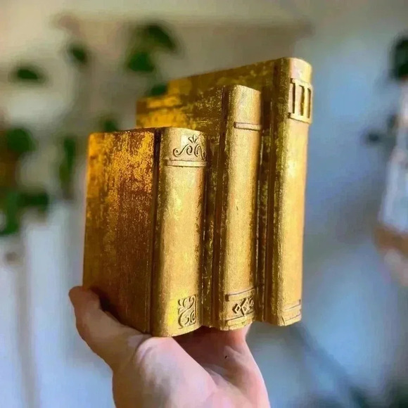 Vintage FAUX GOLD LEAF BOOKEND book themed for booklovers boho antique - Picture 1 of 9